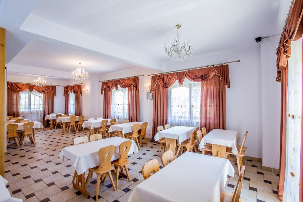 Pod Modrzewiami Hotel Zakopane Ngoại thất bức ảnh