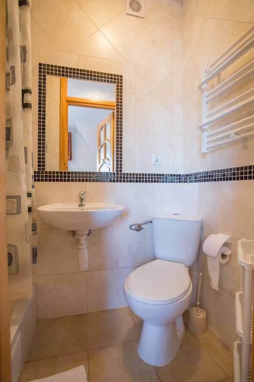 Pod Modrzewiami Hotel Zakopane Phòng bức ảnh